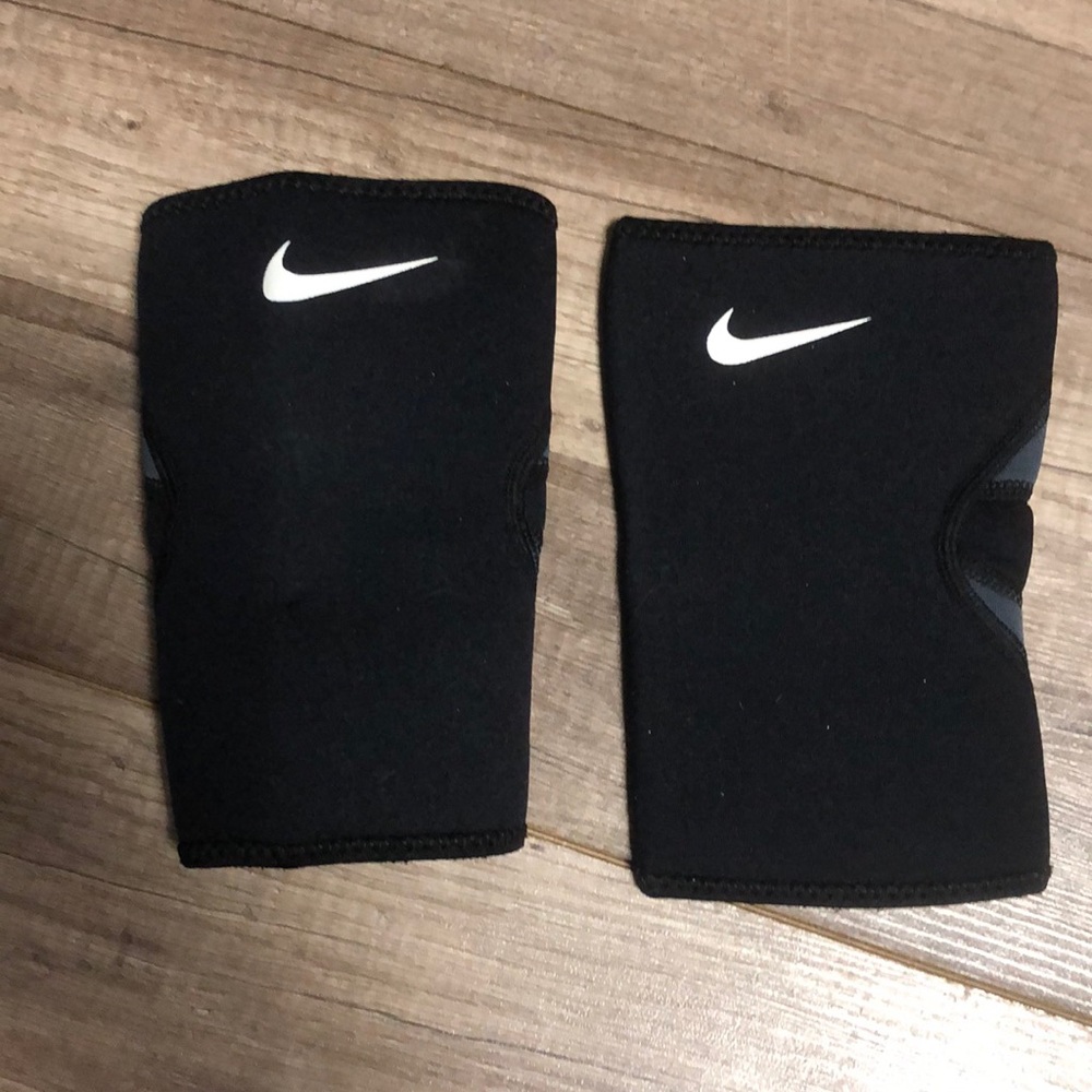 Women’s Medium knee pads